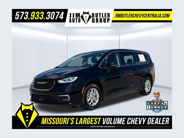 2024 Chrysler Pacifica Touring L for sale in Centralia, MO