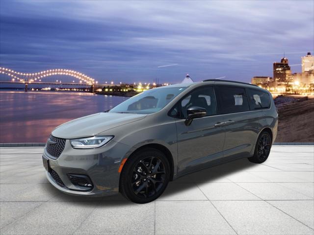 2025 Chrysler Pacifica Limited for sale in Memphis, TN