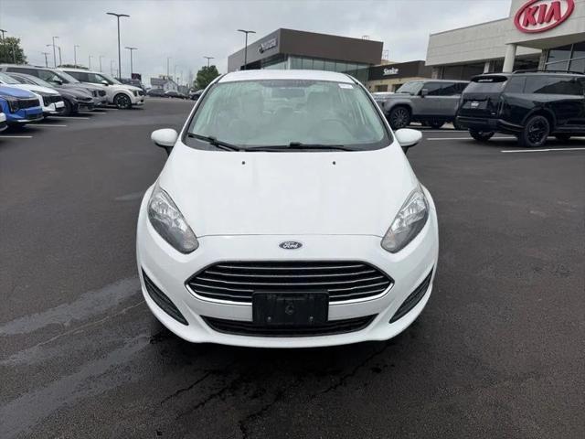 2016 Ford Fiesta SE 2016 Ford Fiesta SE