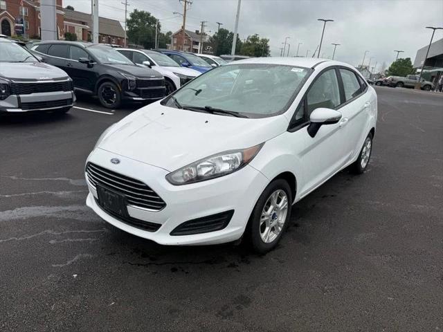 2016 Ford Fiesta SE 2016 Ford Fiesta SE