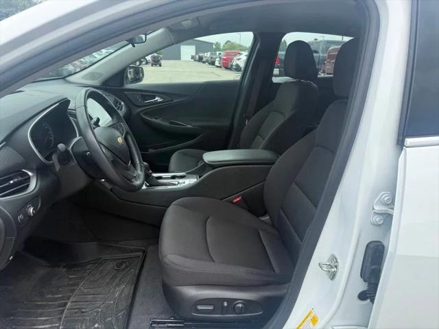 2022 Chevrolet Malibu FWD RS 2022 Chevrolet Malibu FWD RS