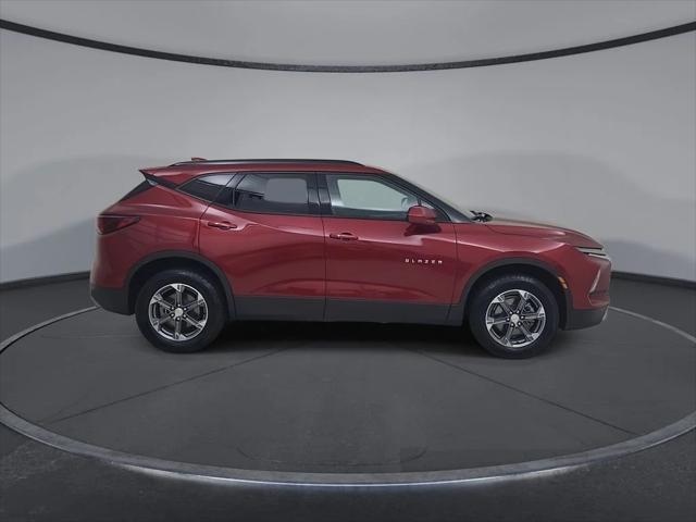 2025 Chevrolet Blazer AWD 2LT