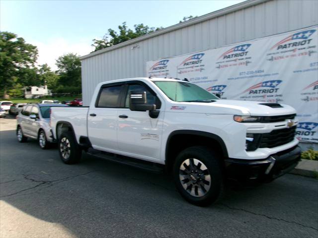 2024 Chevrolet Silverado 2500HD 4WD Crew Cab Standard Bed Custom