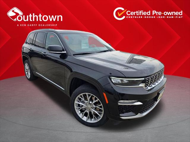 2022 Jeep Grand Cherokee Summit 4x4 for sale in Indianola, IA