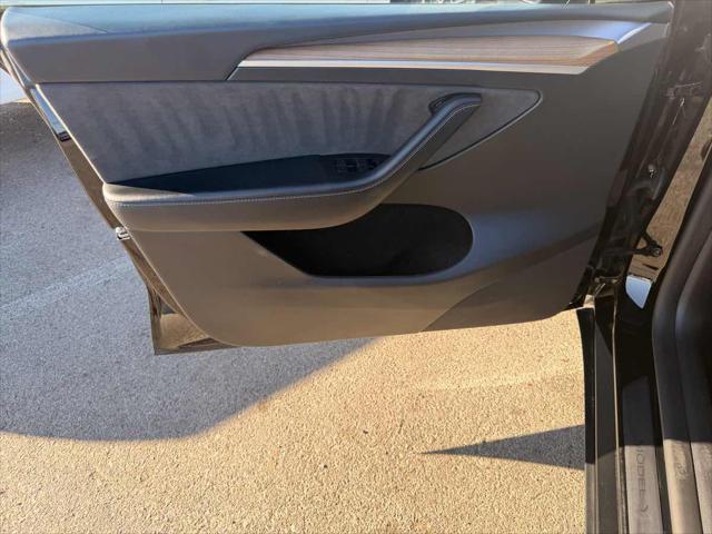 2024 Tesla Model Y Long Range Dual Motor All-Wheel Drive