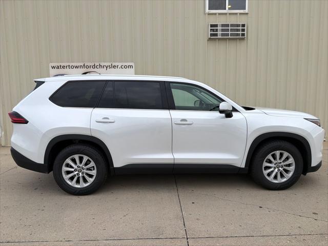 2025 Toyota Grand Highlander XLE for sale in Watertown, MA