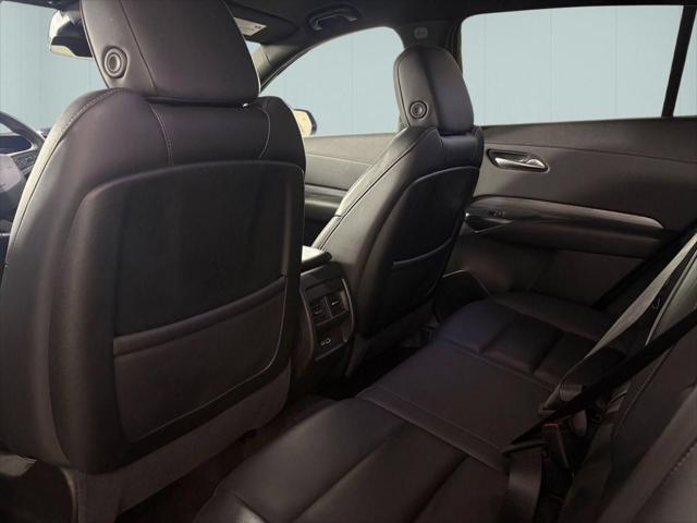 2025 Cadillac XT4 AWD Premium Luxury