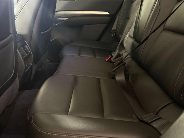 2025 Cadillac XT4 AWD Premium Luxury