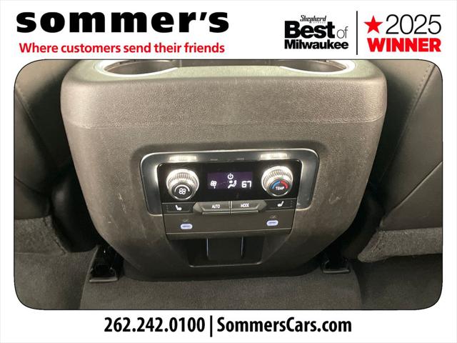2021 GMC Yukon 4WD AT4