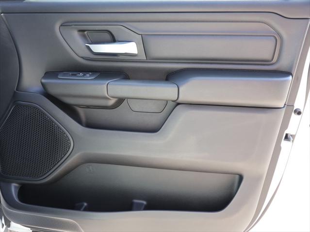 2026 Ram 1500 Express Crew Cab 4x4 57 Box