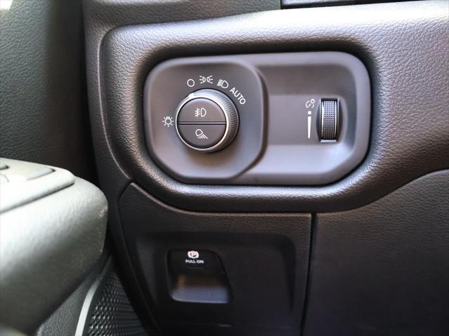 2026 Ram 1500 Express Crew Cab 4x4 57 Box