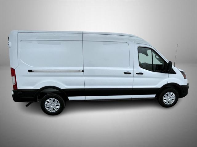 2027 Ford Transit Cargo Van Base