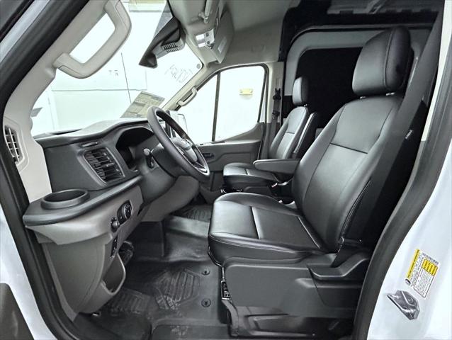 2027 Ford Transit Cargo Van Base