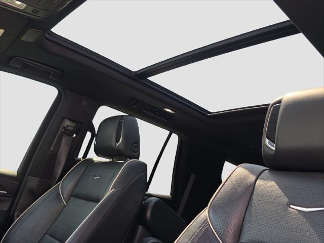 2022 Cadillac Escalade 2WD Premium Luxury