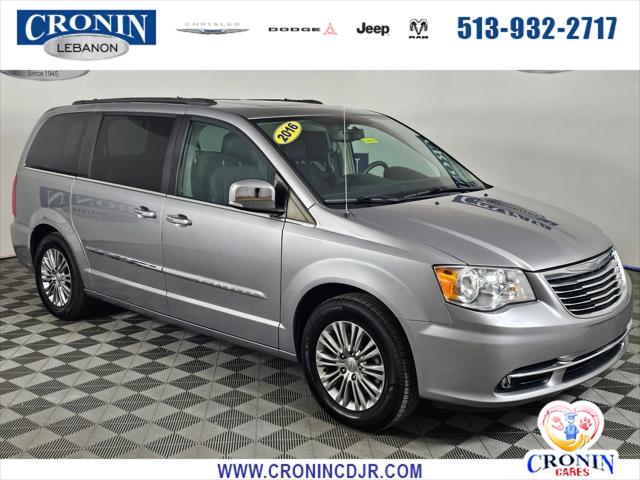 2016 Chrysler Town & Country Touring-L Anniversary Edition for sale in Lebanon, OH
