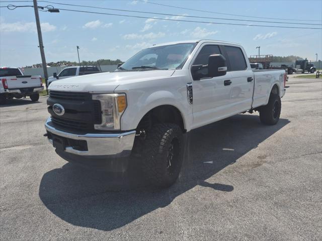 2017 Ford F-250 XL Pickup 4D 8 ft for sale in Brookline, MO