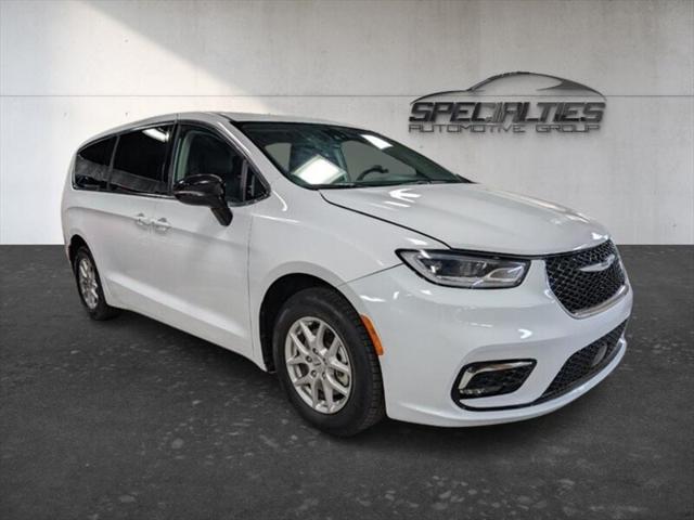 2024 Chrysler Pacifica Touring L for sale in Bountiful, UT