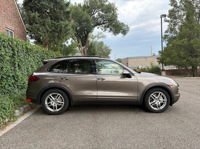 2012 Porsche Cayenne S