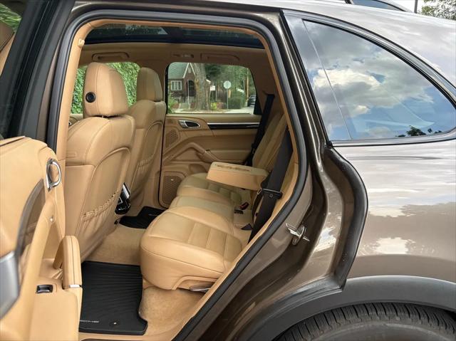 2012 Porsche Cayenne S