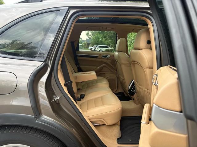 2012 Porsche Cayenne S