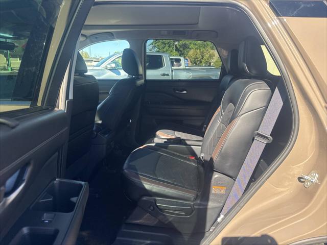 2024 Nissan Pathfinder Platinum 4WD