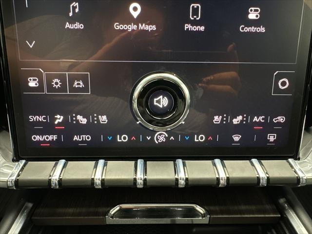 2026 GMC Acadia Denali AWD