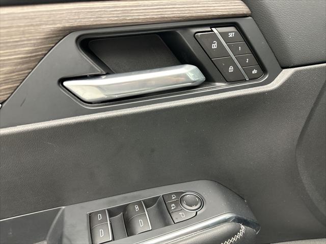 2026 GMC Acadia Denali AWD