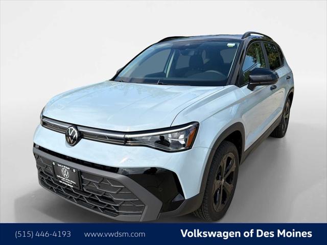2027 Volkswagen Taos SE Black for sale in Johnston, IA