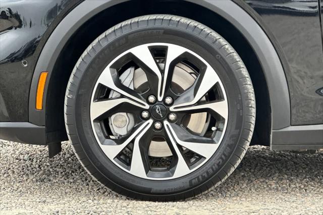 2024 Ford Mustang Mach-E Select
