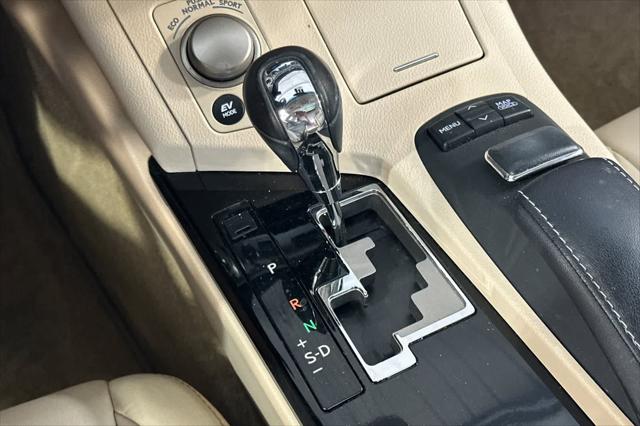 2013 Lexus ES 300h Hybrid