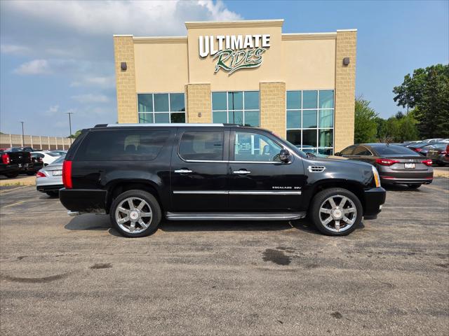 2013 Cadillac Escalade ESV Luxury for sale in Appleton, WI