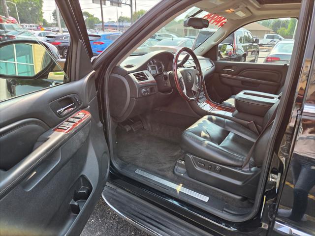 2013 Cadillac Escalade ESV Luxury