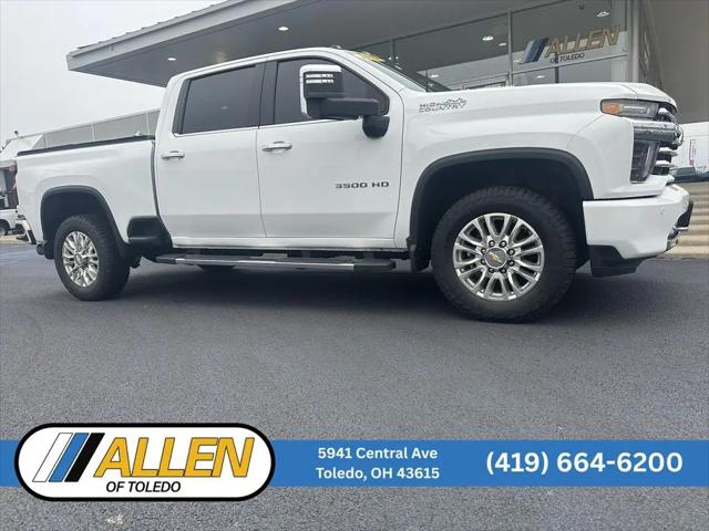 2022 Chevrolet Silverado 3500HD 4WD Crew Cab Standard Bed High Country for sale in Toledo, OH