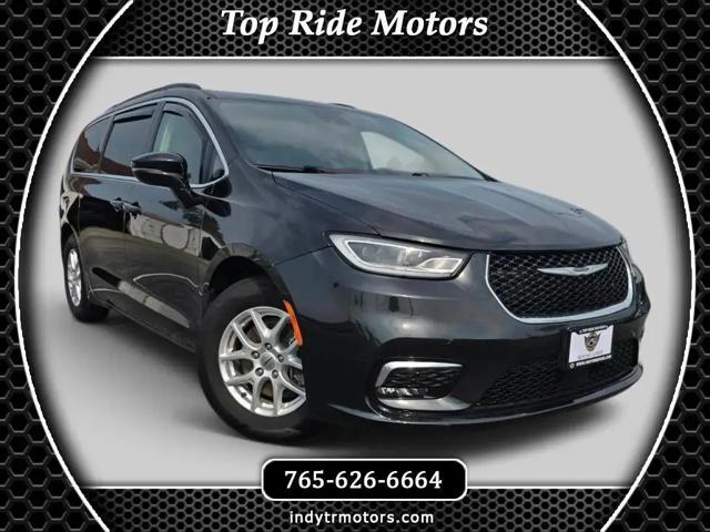 2022 Chrysler Pacifica Touring L for sale in Kokomo, IN