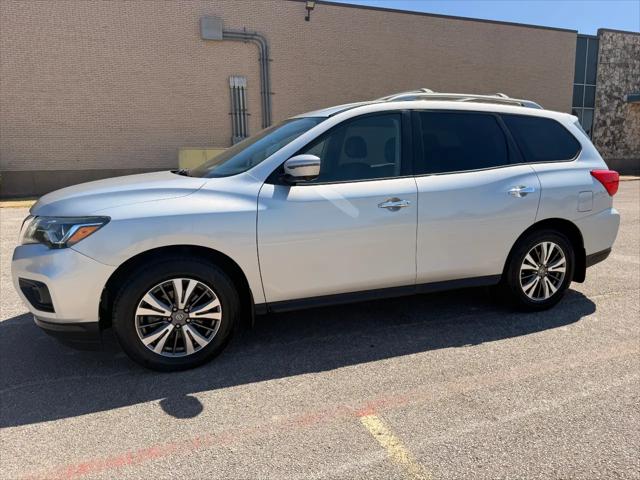 2017 Nissan Pathfinder SL for sale in Arlington, TX