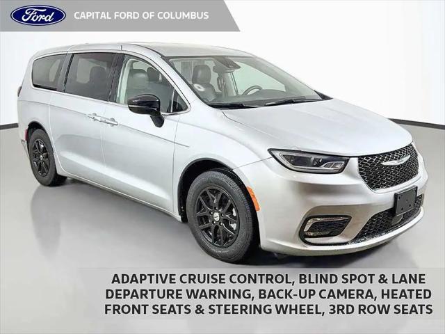 2024 Chrysler Pacifica Touring L for sale near Columbus, OH