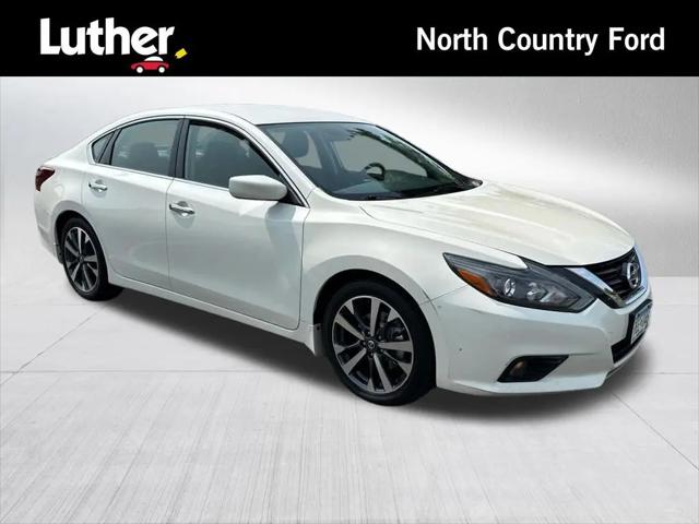 2017 Nissan Altima 2.5 SR for sale in Minneapolis, MN