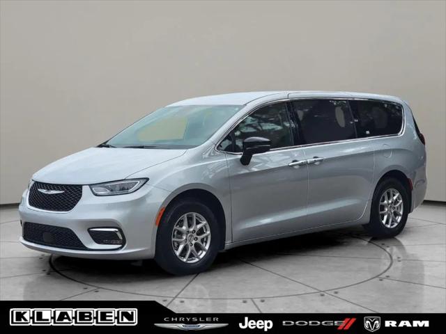 2024 Chrysler Pacifica Touring for sale in Kent, OH