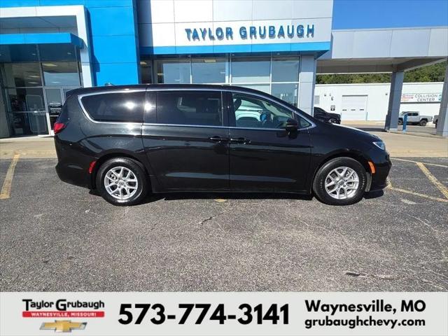 2023 Chrysler Pacifica Touring L for sale in Waynesville, MO