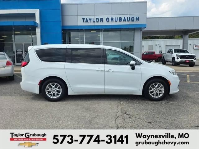 2023 Chrysler Pacifica Touring L for sale in Waynesville, MO