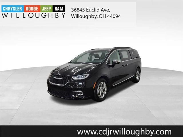2023 Chrysler Pacifica Limited for sale in Willoughby, OH