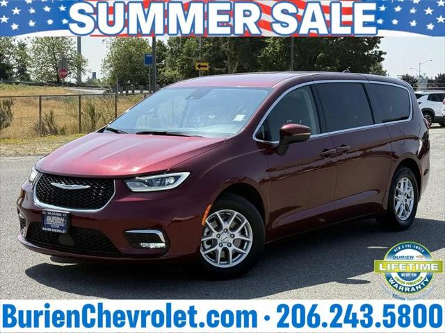 2023 Chrysler Pacifica Touring L for sale in Burien, WA