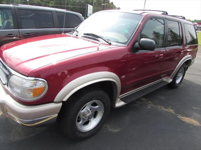 2000 Ford Explorer Eddie Bauer for sale in Black River Falls, WI