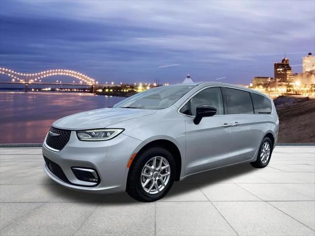 2024 Chrysler Pacifica Touring L for sale in Memphis, TN
