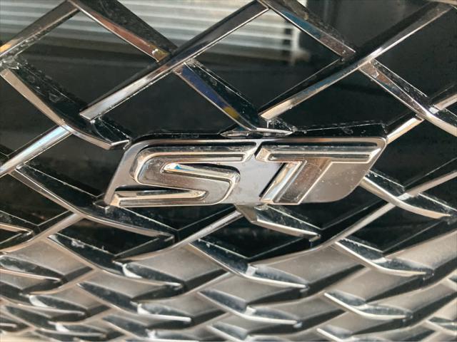 2026 Buick NV Sport Touring FWD