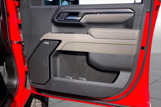 Used 2025 Chevrolet Silverado 2500HD 4WD Crew Cab Standard Bed ZR2 For Sale in Lubbock, TX