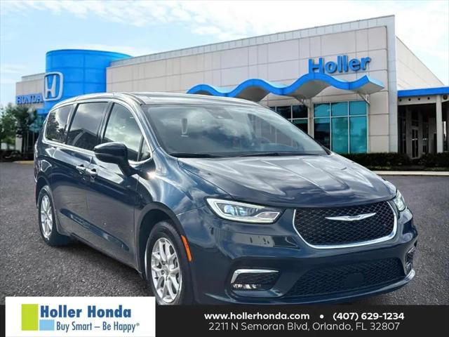 2023 Chrysler Pacifica Touring L for sale in Orlando, FL