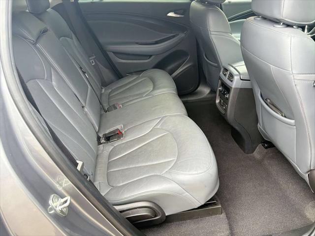 2019 Buick Envision FWD Essence