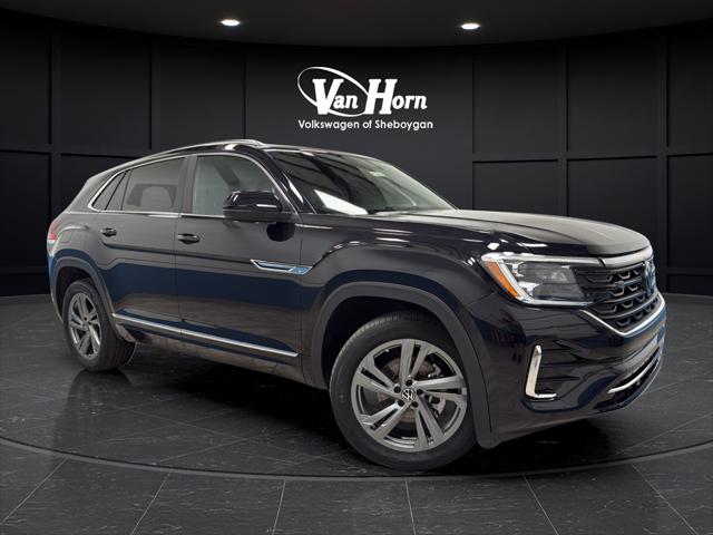 2024 Volkswagen Atlas Cross Sport 2.0T SEL R-Line for sale in Sheboygan, WI
