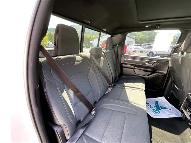 2022 Ram 1500 Big Horn Crew Cab 4x4 5'7" Box